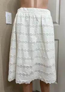 Cremieux ivory color lace skirt  size 6