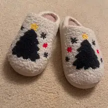 Women’s Christmas tree slippers