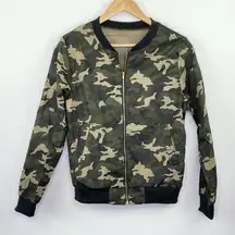 Lightweight Green Black Army Camo Bomber Jacket Women's Size Medium M