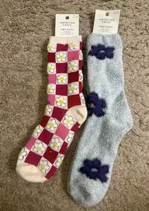 American Eagle AE Pink Cream Checkered Daisy & Blue Flower Power Crew Socks Set