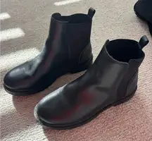 Black Leather Chelsea Boots