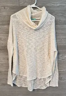 Karlie swoop sweater size large sheer good condition‎