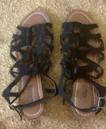 () Sandals: Size Women 7