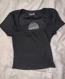 White fox cropped tee