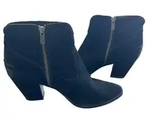 Renee Suede‎ black women’s Size 9