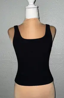 Aritzia Babaton Sculpt Knit Squareneck waist-length Tank In Black Small