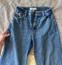 Abercrombie 90’s relaxed jeans