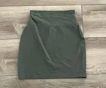 😍 Cutest Aritzia Green Mini Skirt