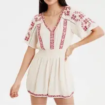 American Eagle Boho Embroidered Romper Cream Red Floral Embroidery Size XS