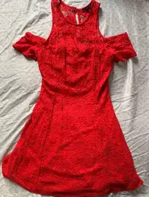 NWOT  Red Floral Cute Cut Out Cold Shoulder Flirty Lace Dress Medium