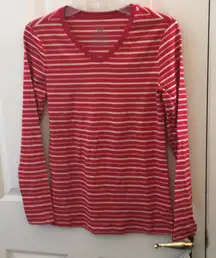 FINAL MARKDOWN Ladies faded glory tee medium