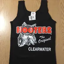 B75 New Hooters Girl Uniform Tank From Clearwater Florida With Flaw Size Small