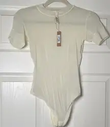 NWT SKIMS Summer Mesh T-Shirt Bodysuit in the color Bone