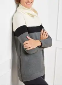 T by Talbots Colorblock Turtleneck Sweatshirt Black Gray Cream