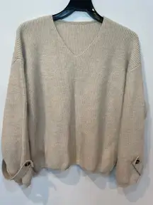 Dazy Women's Pullover Sweater Size L Beige Long Sleeves V-Neck
