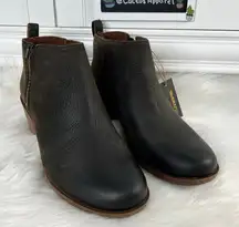 New Women’s Teva Anaya Bootie Size 9