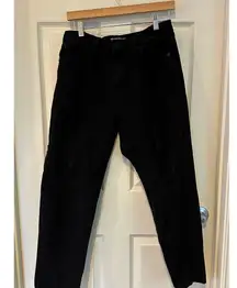 Vintage Distressed Black Denim Jeans With Ripped Knees & Back Pocket