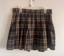 pleated mini skirt