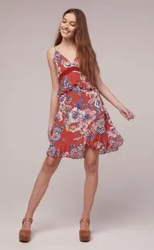 ✨HP✨Desert Rose Floral Ruffled Mini Dress✨