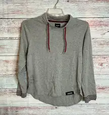 Top Gray Red Medium