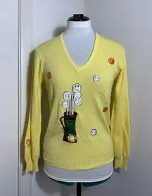 Vintage women’s yellow embroidered V-neck golf sweater by Lady LaMode. SP