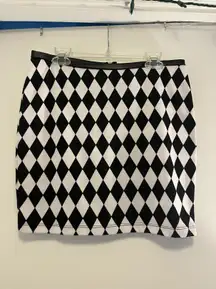 Danbee Black and White Checker Mini Skirt - Size Smaller