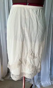 half slip skirt peach lace 1950s