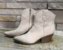 indigo rd. Alydia Contrasting Stitch Western Boots ivory beige 8