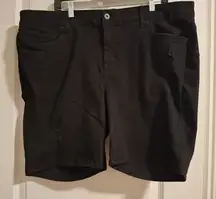 Torrid Sz 24  Dark Jean Shorts NWOT