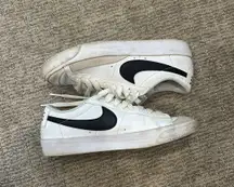 Blazer Low shoes