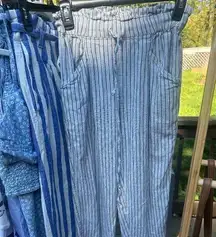 XS American Eagle Striped Pant