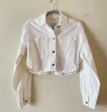 Abercrombie & Fitch White Cropped Denim Jacket size XS  boyfriend Boxy fit