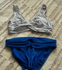 Size 10/L bikini set