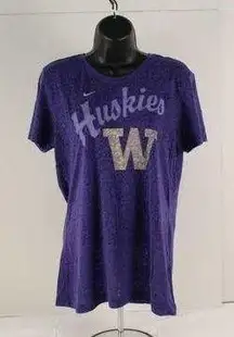 Nike ladies  Huskies tee shirt size L