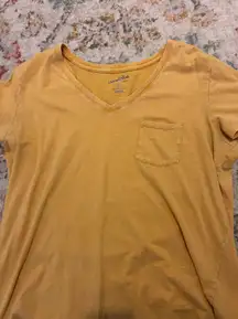 Universal Thread Shirt