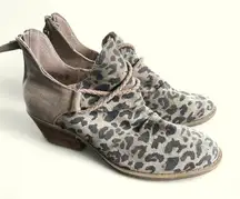 Very G animal print Spartan ankle booties size 8M US mobwife retro boho chic