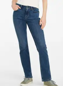 L.L. Bean Beanflex Blue Denim Mid-Rise Straight Leg Stretch Jeans 8