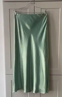 Vince Green Satin Midi Slit Side Skirt Coastal Party Formal Medium Luxury