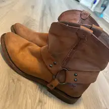 Frye Harness Size 71/2 Cognac Women's Leather Boots /cowgirl style