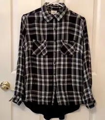 Knox Rose plaid thermal back button down