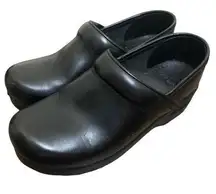 Dansko  Size 37 Black Leather Professional Clog Slide On Comfort  Medical