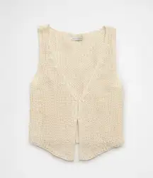 AE Open Clasp Sweater Vest