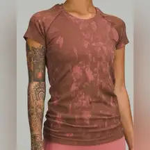 Lululemon Run Swiftly Tech Short Sleeve 2.0 Shirt Women's Sz 6 Brown Rose
