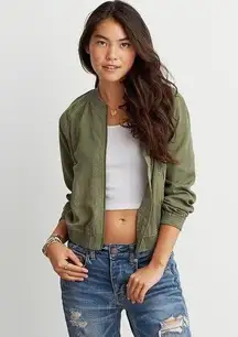 Outfitters Tencel Bomber Jacket in Olive Green Size Large