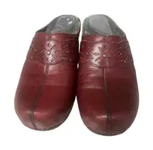 Dansko Shyanne slip on clog maroon sz 39 / 8.5-9