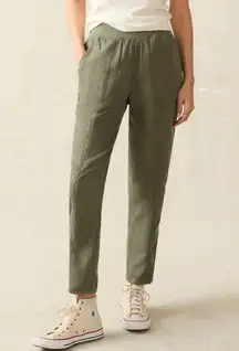 Faherty Arlie Pant Thyme Green Size Medium Lightweight Minimalist Staple