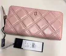 Marc Jacobs M0015864 Long Wallet (Round Zipper) The Quilted Soft Shot