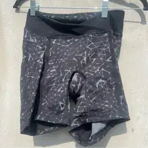 Lululemon Pedal Pace Coal Black Print Bikers Short Star Crushed