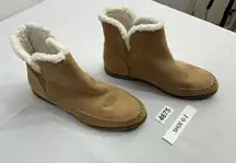 Womans Old Navy Pull On Ankle Boots 8 M Camel Lined Water Repellant