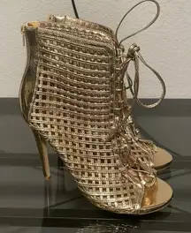 Shoe‎ Dazzle Gold Lace Up Heels Size 9.5